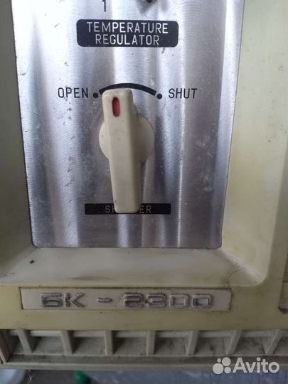 Один напольный кондиционер один оконный