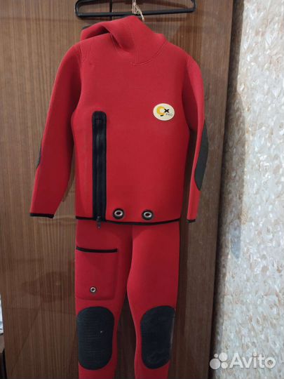 Костюм для дайвинга