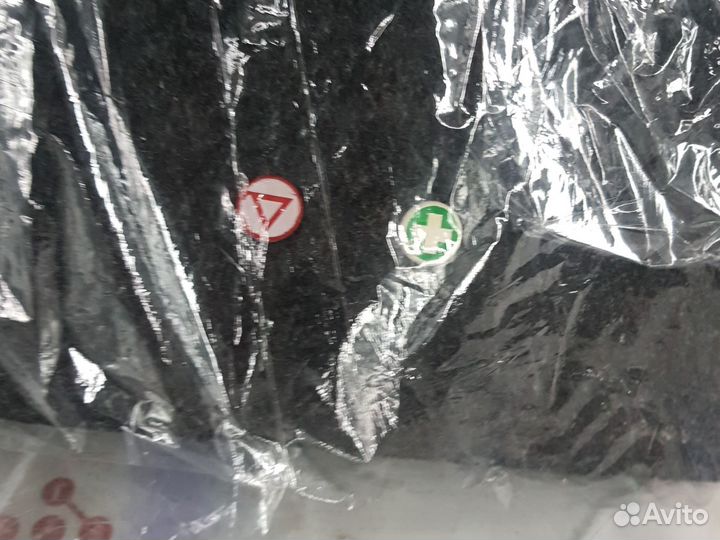 Обшивка багажника golf 4