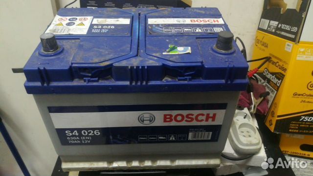 Аккумулятор бу 70Ач Bosch S4 026 Asia обратная пол