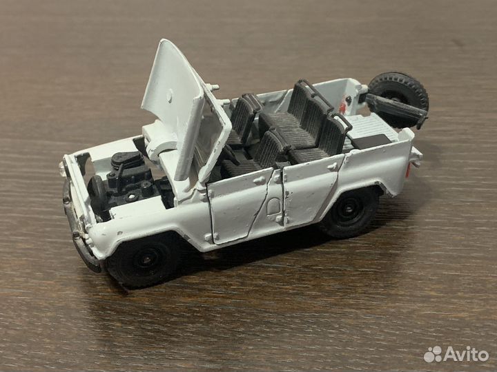 Модель 1/43 УАЗ-469 № А34