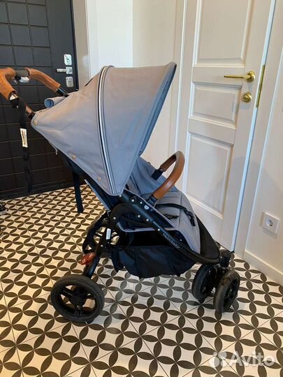 Прогулочная коляска valco baby
