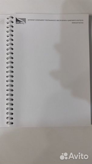 Много новых блокнотов, записных книжек, тетрадей