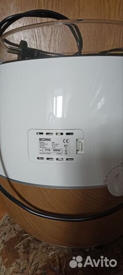 Очиститель и увлажнитель воздуха