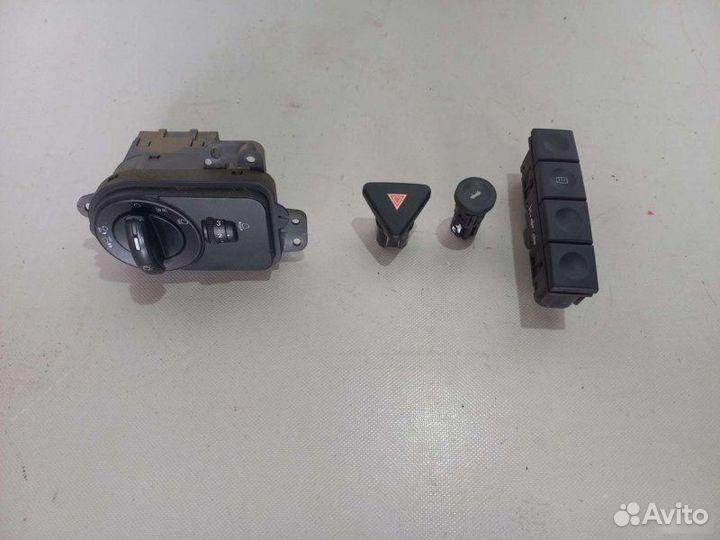 Кнопка аварийки кнопка включения Ford Fusion