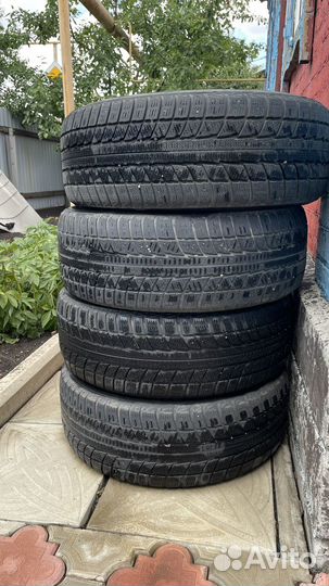 Triangle TR777 215/55 R17