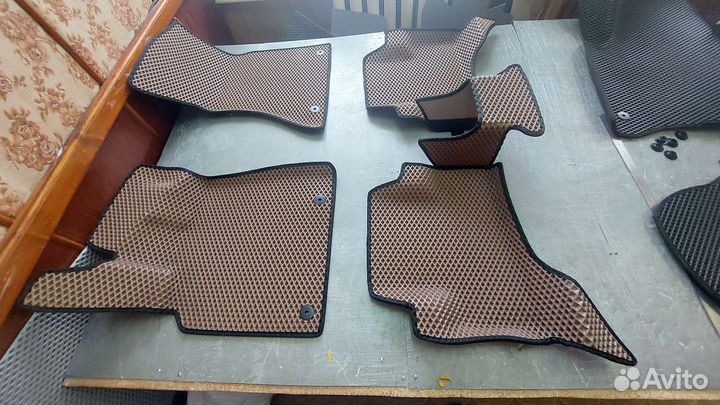 Ева - коврики на Audi Q5