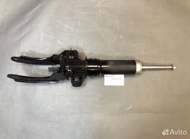 Амортизатор левый Ауди q7 передний