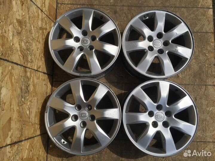 Диск литой Kia Sorento 2 XM 529102P175