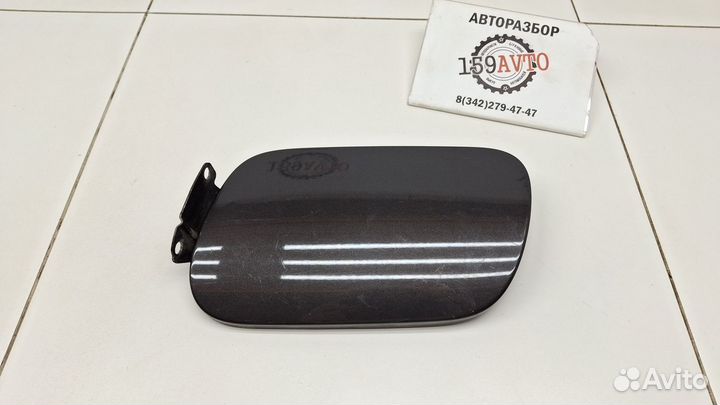 Лючок бензобака VW Touareg I (7L) 2002-2010