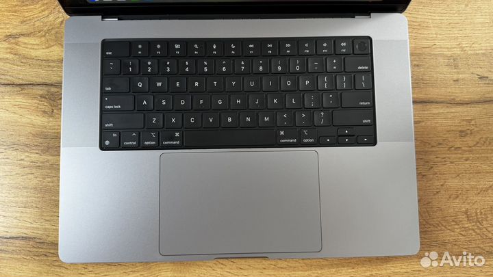 Macbook pro 16 m1 pro/32/512 новый 100% акб