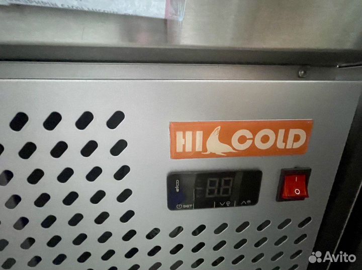 Холодильный стол hicold