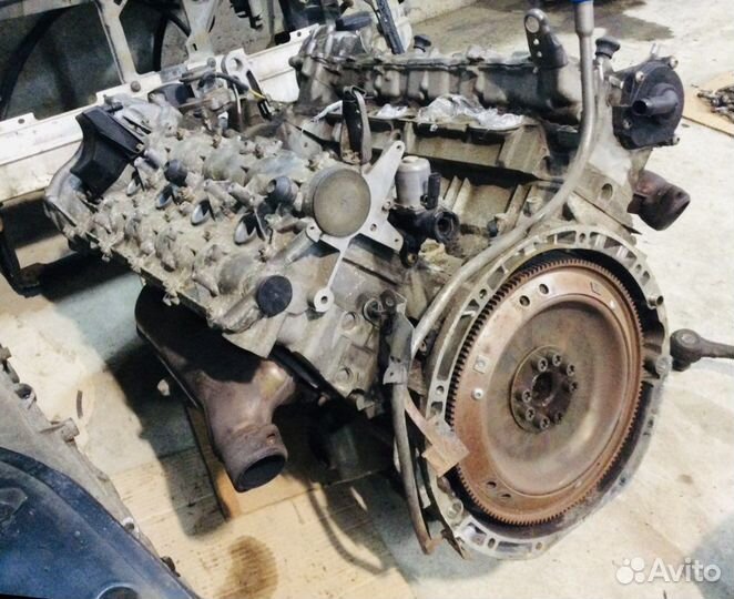 Двигатель на mercedes m273 5.5 388л.с
