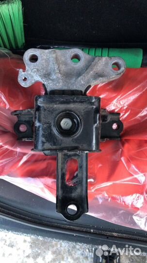 Подушка двигателя на suzuki