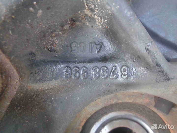 Кулак поворотный правый BMW 3-Series E92