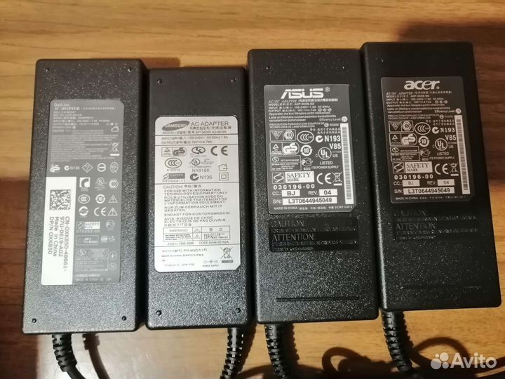 Зарядки к ноутбуку, новые