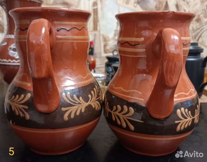 Глиняная посуда (кувшин, сахарница)