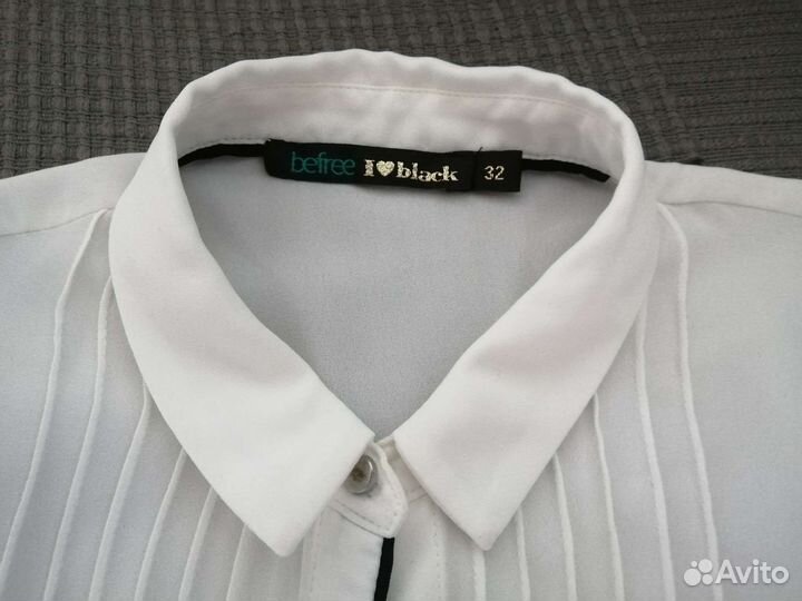 Блузка в школу. Белая