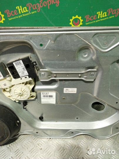 Стеклоподъемник передней правой двери Ford Focus 2