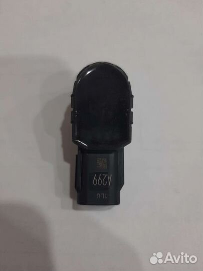 Toyota Rav 4 XA50 датчик парковки