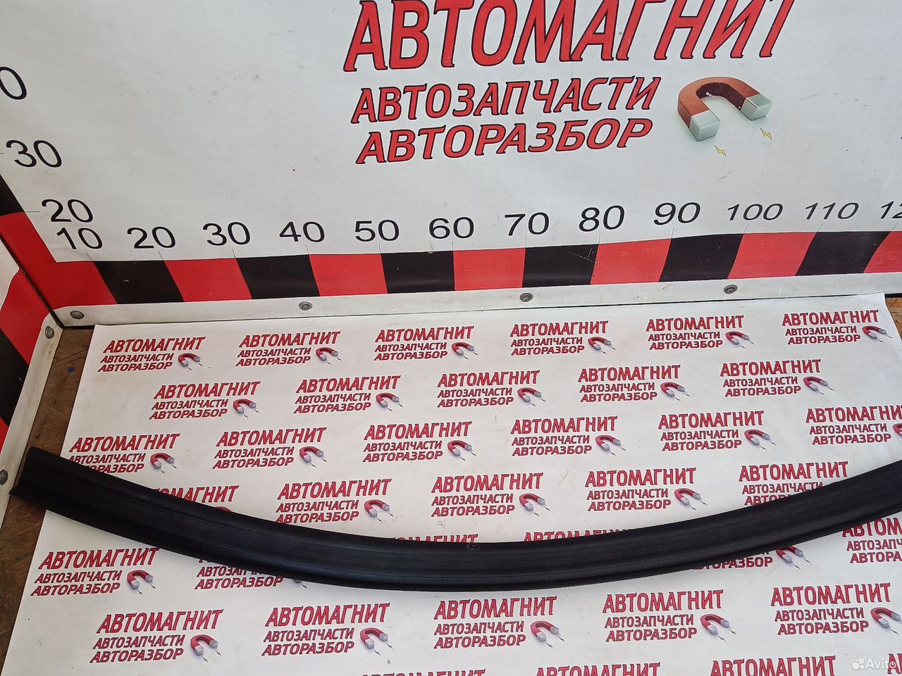 Уплотнитель капота жабо Рено Аркана 19-24г.в