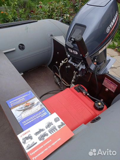 Продам лодку с мотором