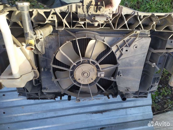 Радиатор mazda demio