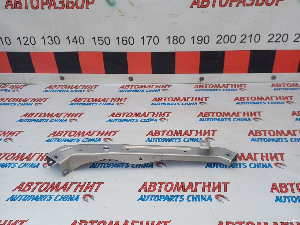 Кронштейн телевизора правый Омода С5 Omoda C5