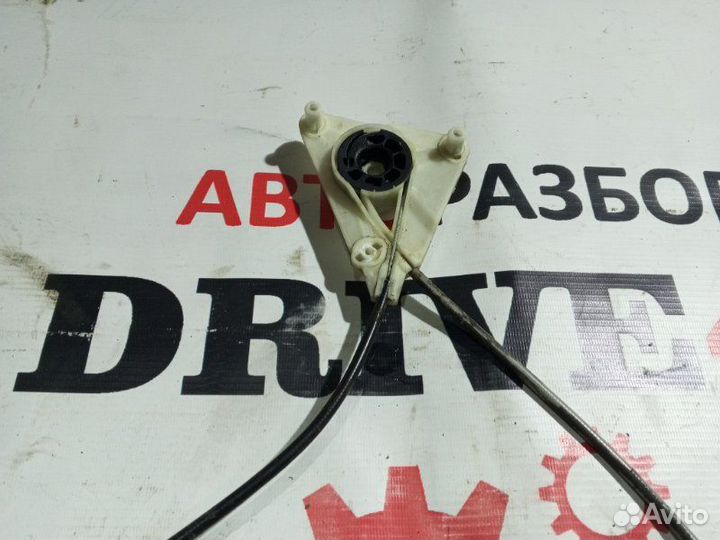 Стеклоподъемник задний левый Volkswagen Polo седан