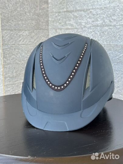 Шлем для верховой езды регулируемый