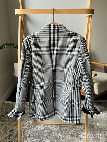 Жакет Burberry, 152