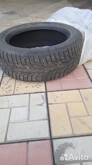 Hankook Winter I'Pike 215/55 R17 D