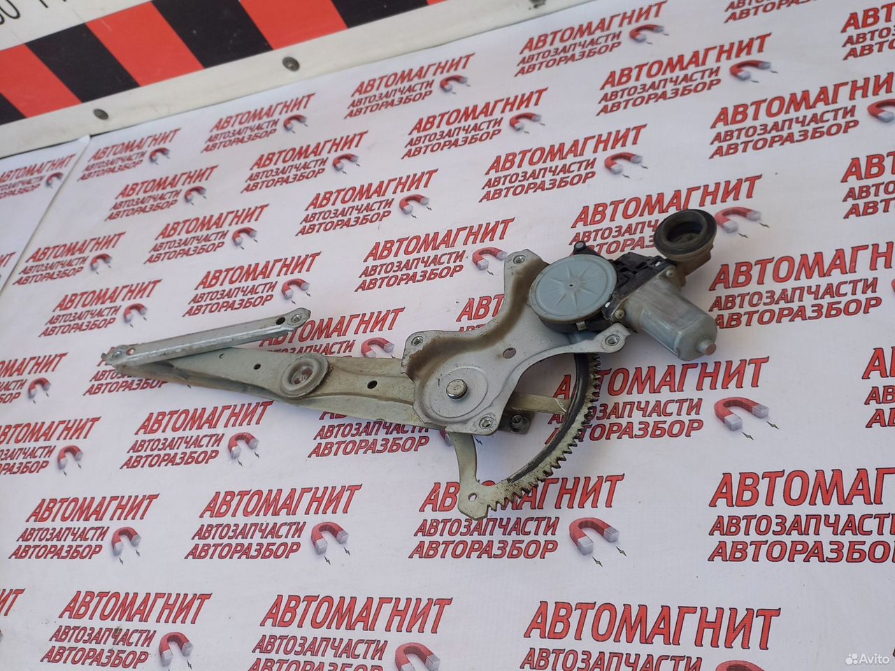 Стеклоподьемник передний правый Королла Е150