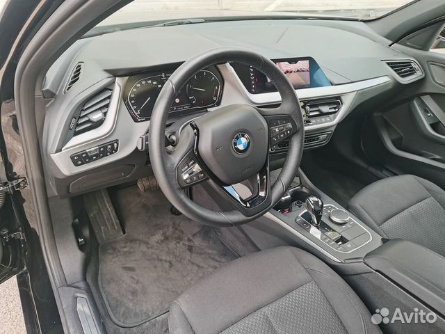 BMW 1 серия 1.5 AMT, 2020, 76 909 км объявление продам