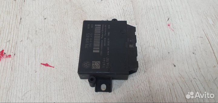 Блок управления парктроником Volkswagen Touareg 2