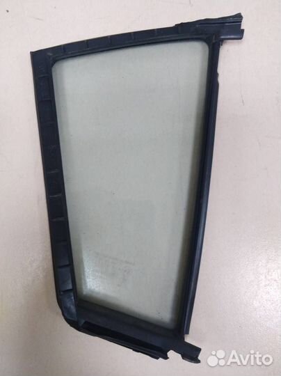 Стекло двери задней левой форточка Mazda Mazda 3 B