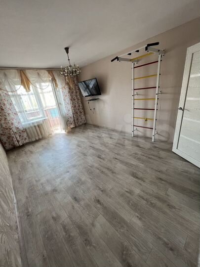 3-к. квартира, 58 м², 3/5 эт.