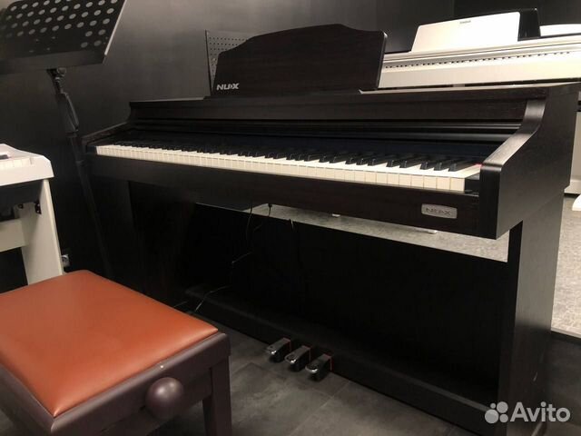 NUX WK-520 BK цифровое пианино на стойке