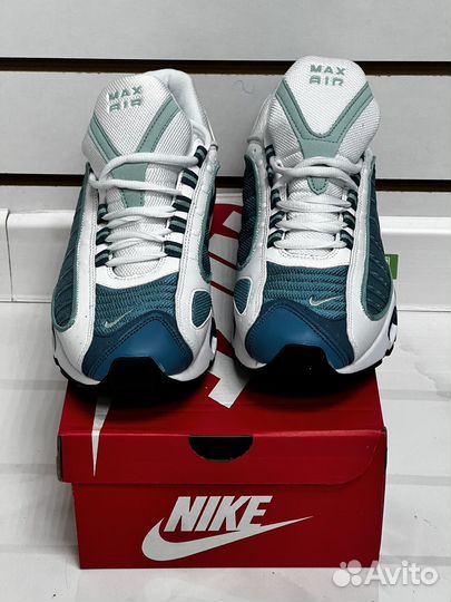 Кроссовки Nike Air Max Tailwind 4