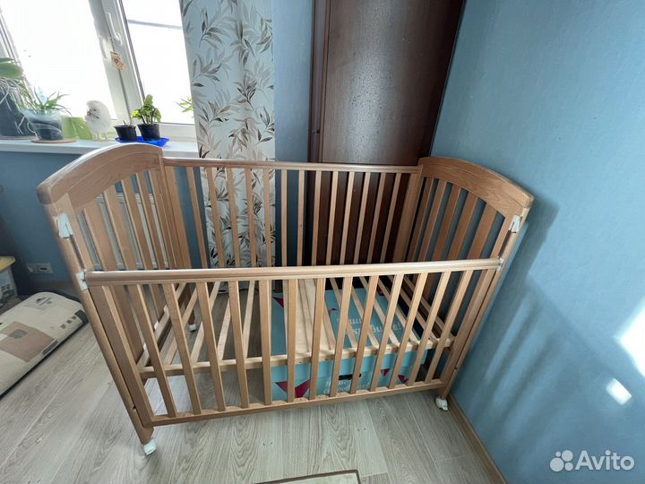 Кроватка детская mothercare массив бука с матрасом