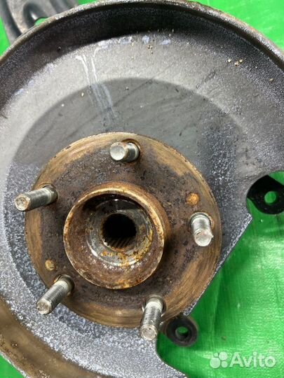 Ступица задняя левая Mitsubishi Outlander GF8W