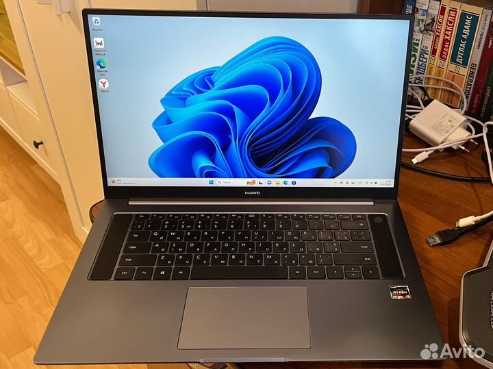 Huawei Matebook d16 16/512 ryzen 5 4600h