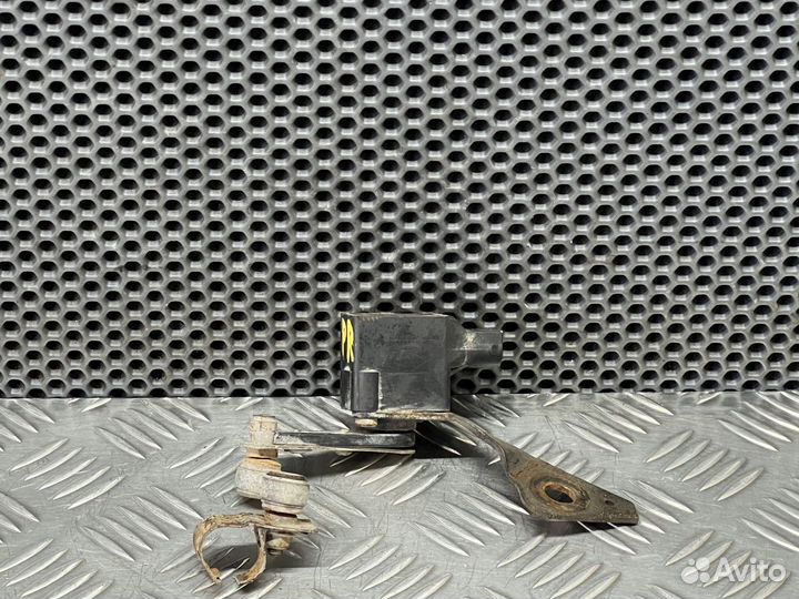 Датчик положения кузова BMW X5 E53