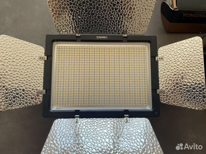 Свет для съемки yongnuo 900 led 5500k