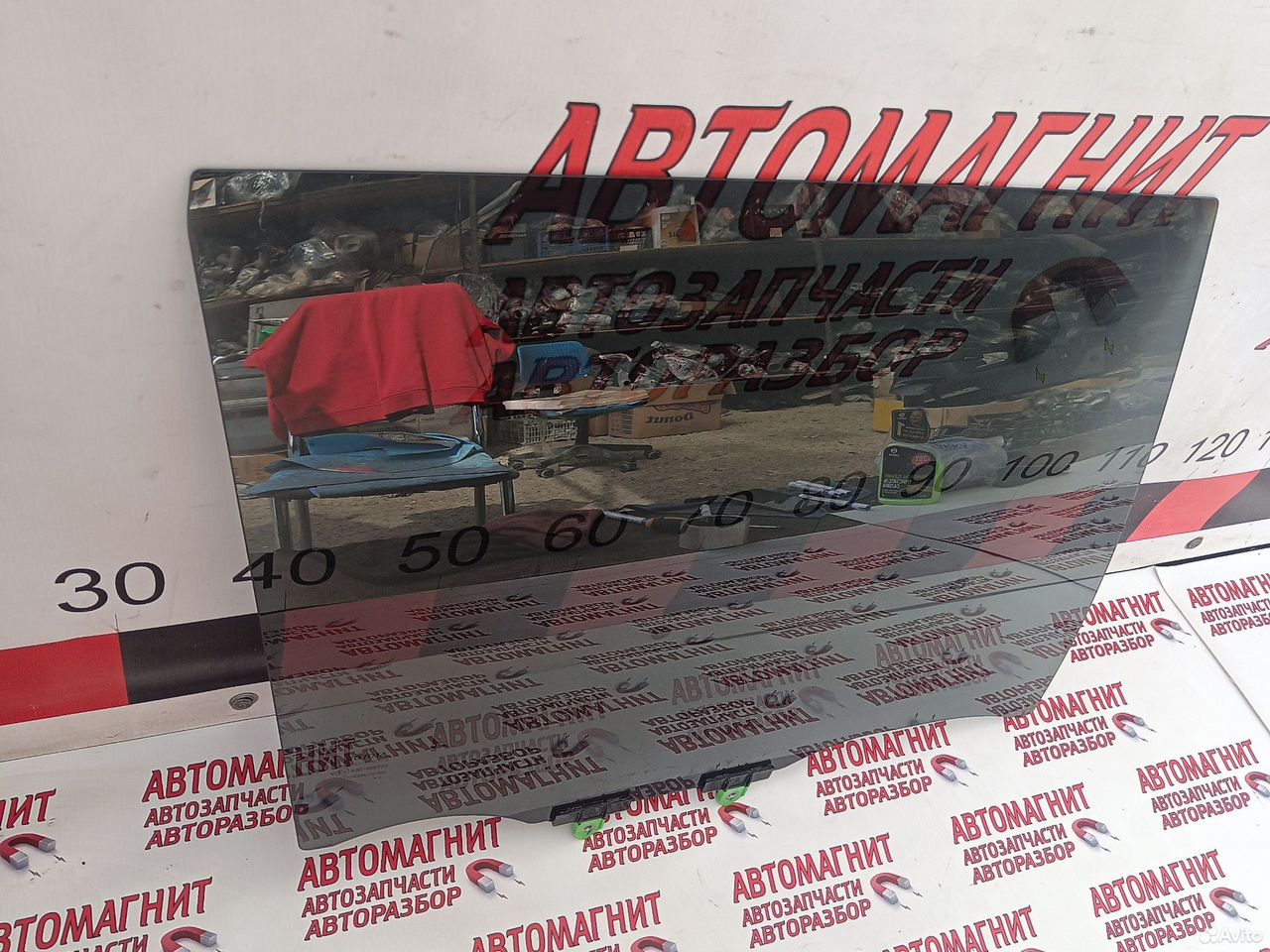 Стекло заднее правое Тойота Рав 4 ха50