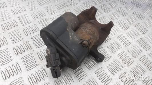 Суппорт тормозной задний левый volkswagen passat B