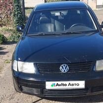 Volkswagen Passat 1.8 MT, 1998, 450 000 км, с пробегом, цена 200 000 руб.