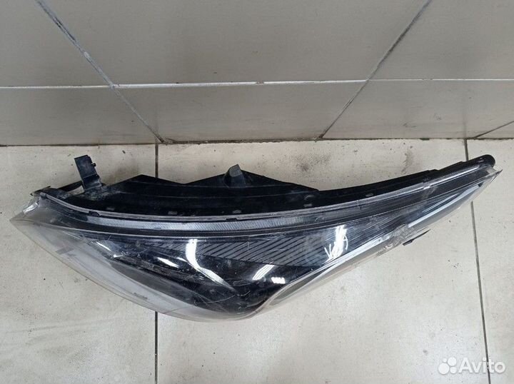 Фара передняя левая Kia Rio