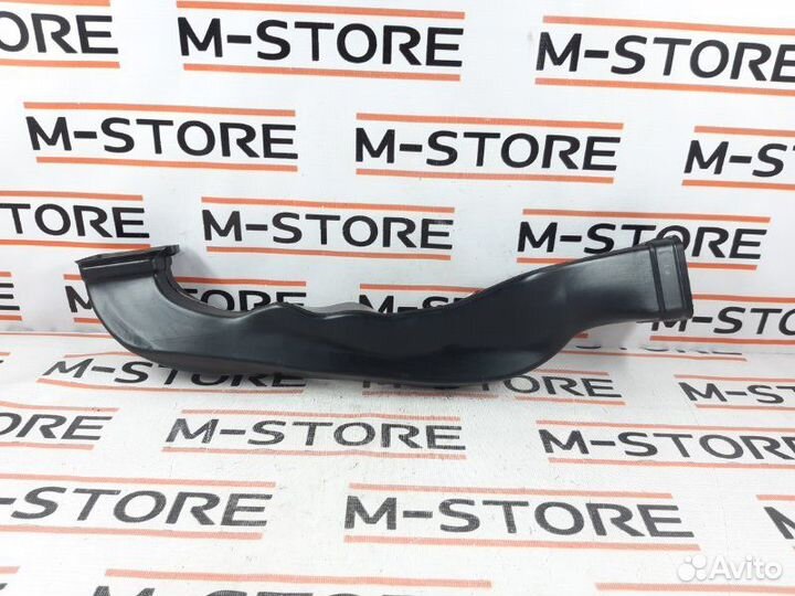 Воздуховод печки передний правый Mercedes-Benz