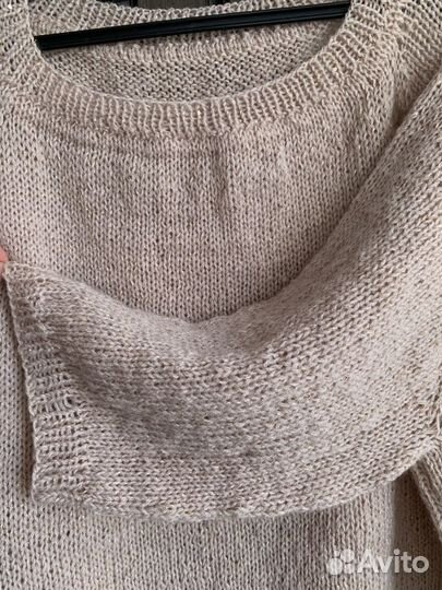 Свитер женский